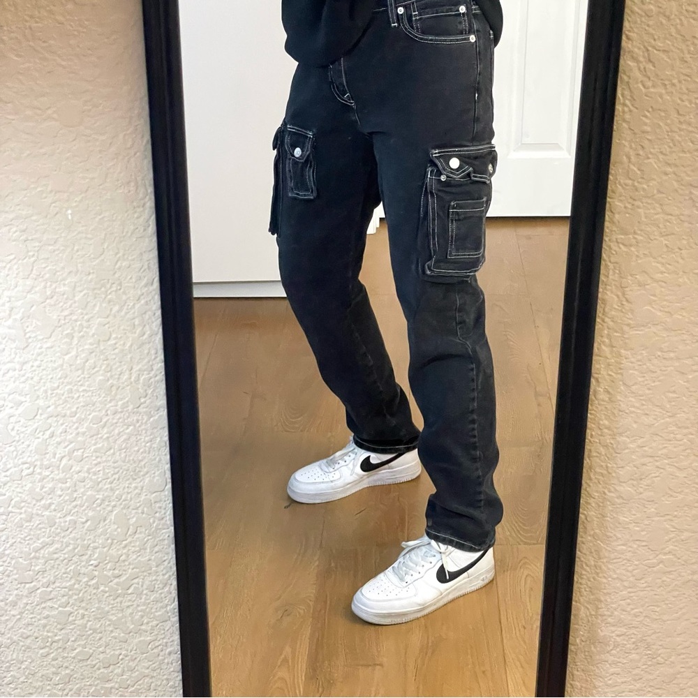 Forever 21 cargo pants Mens slim fit